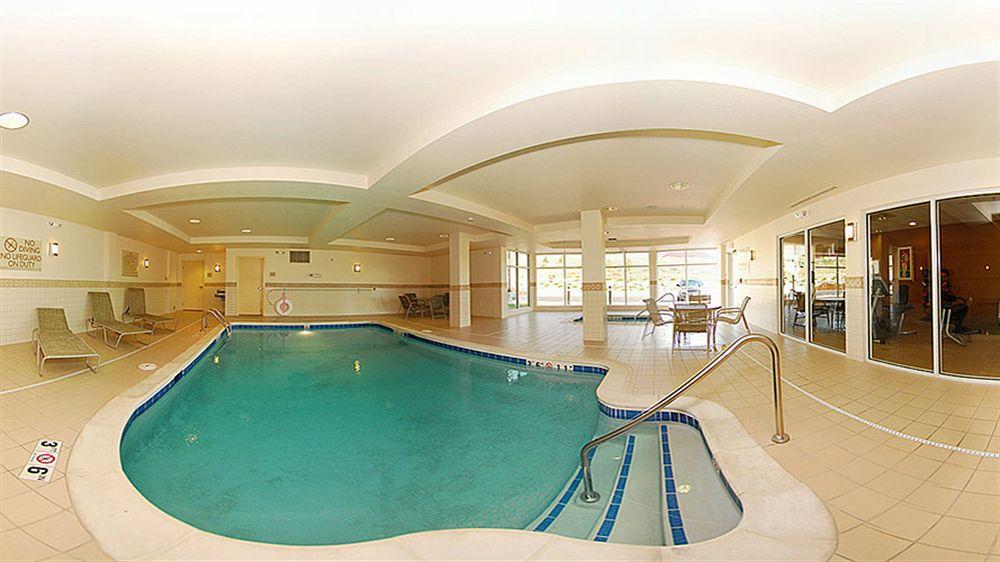 Hilton Garden Inn Каспер Удобства фото