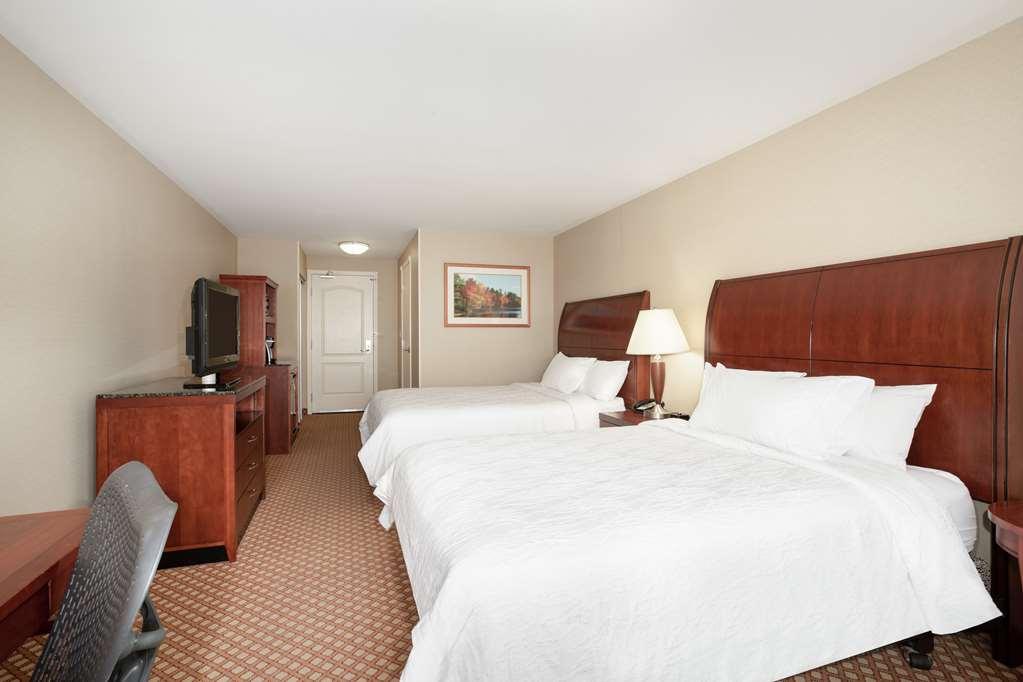 Hilton Garden Inn Каспер Номер фото