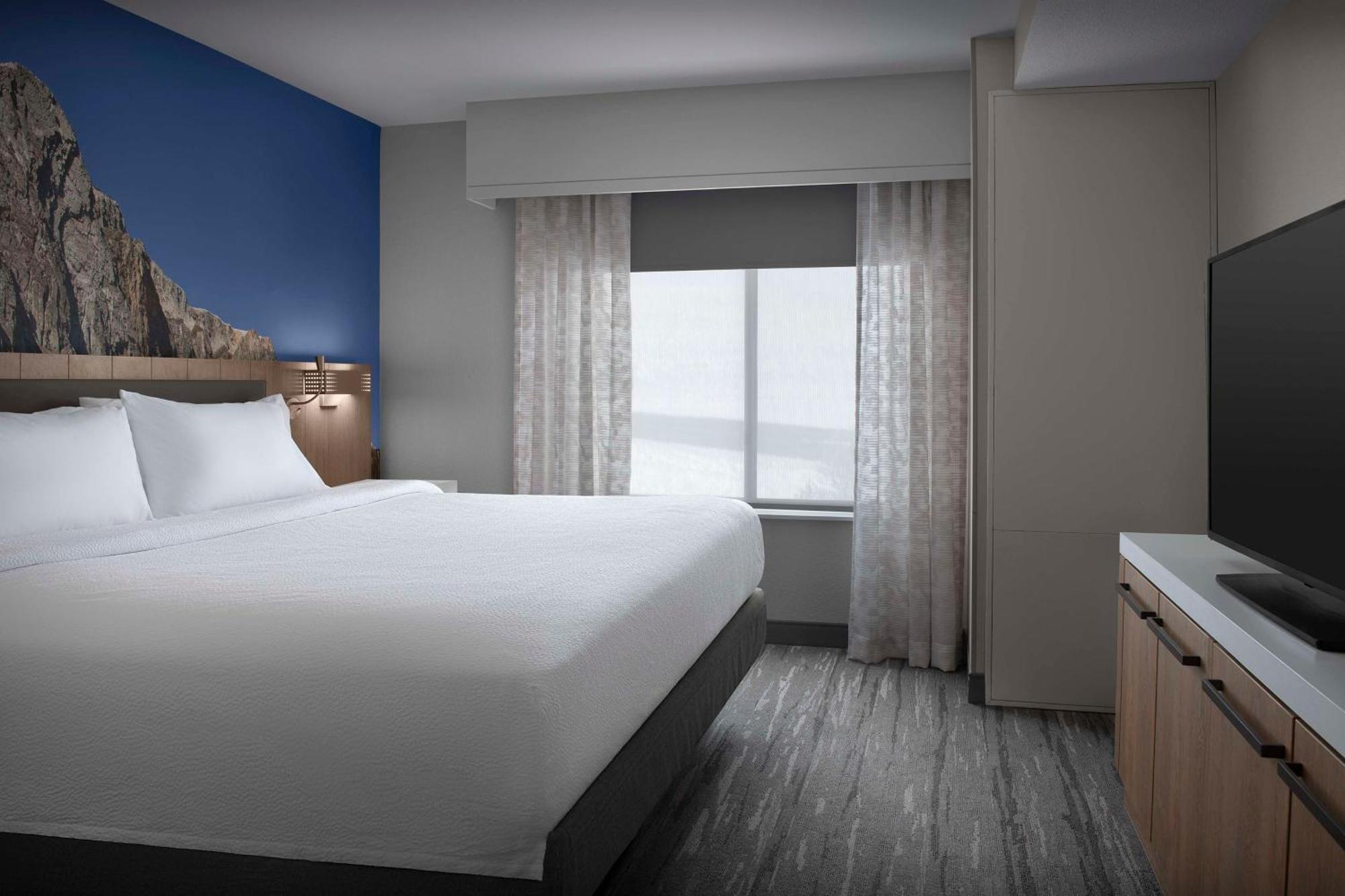 Hilton Garden Inn Каспер Экстерьер фото