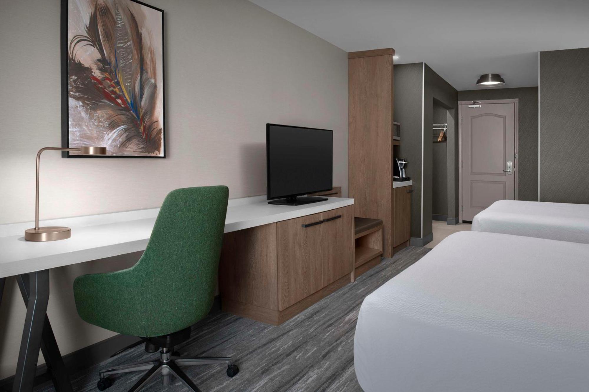 Hilton Garden Inn Каспер Экстерьер фото