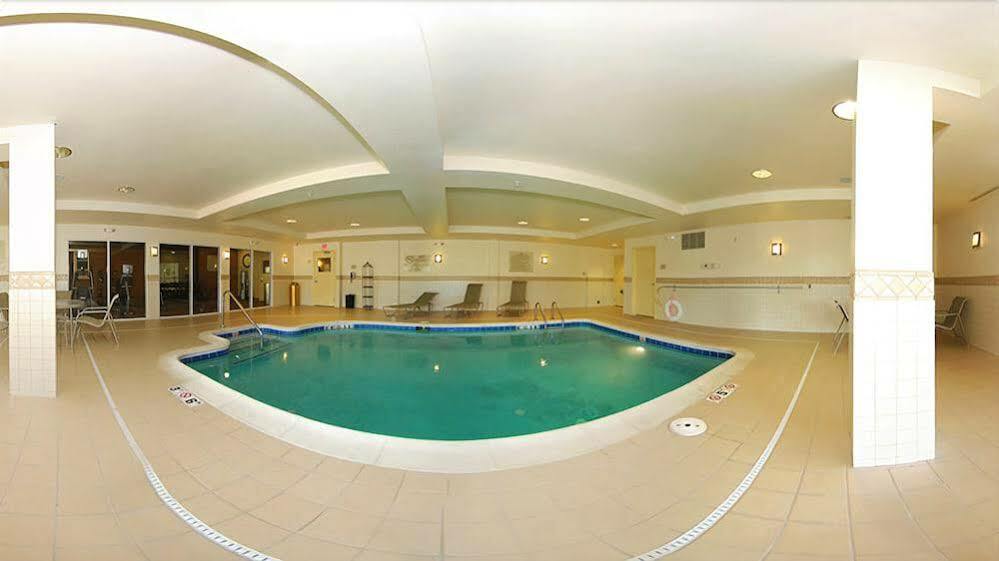 Hilton Garden Inn Каспер Экстерьер фото